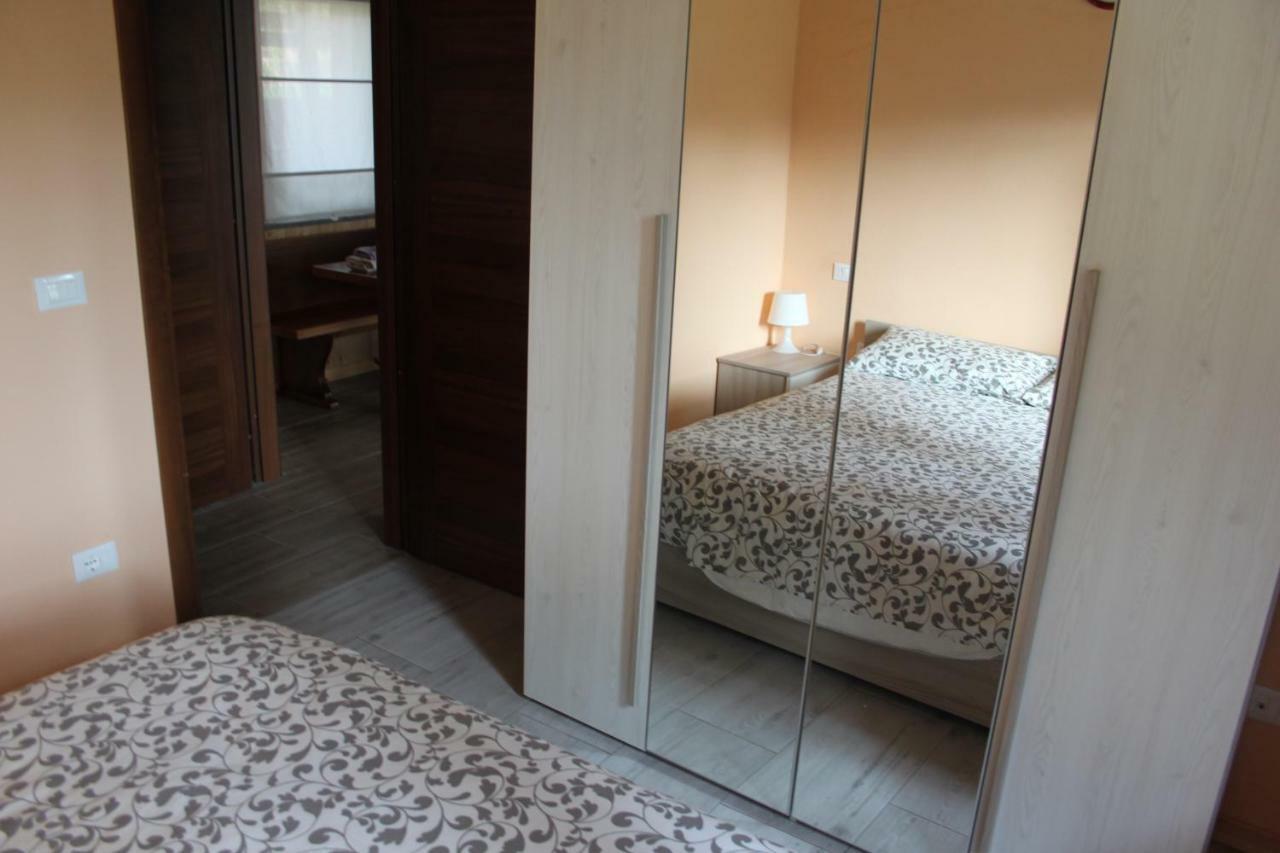 Le Murazze Holiday Houses Ponzone 外观 照片