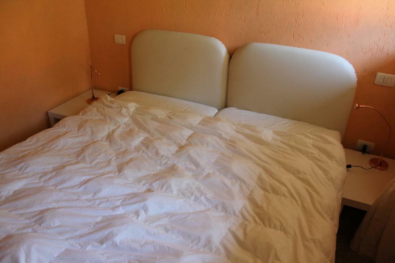 Le Murazze Holiday Houses Ponzone 外观 照片