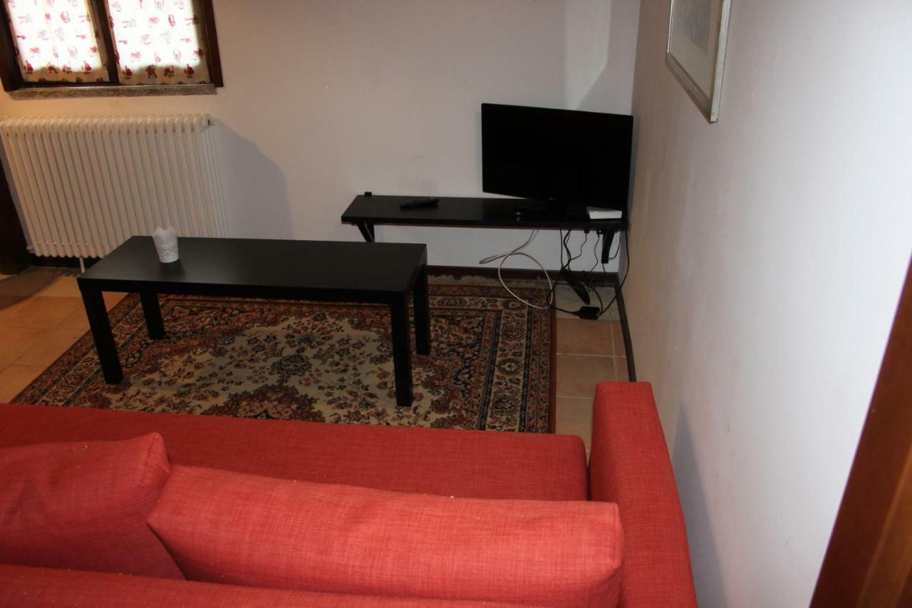 Le Murazze Holiday Houses Ponzone 外观 照片